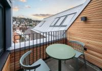 limehome Stuttgart Elsenhansstr的阳台或露台