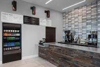 Courtyard by Marriott Myrtle Beach Oceanfront酒廊或酒吧区