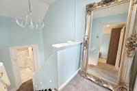 Hampstead Opulence Apartment - Luxurious Split Level Property的一间浴室