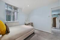 Hampstead Opulence Apartment - Luxurious Split Level Property客房内的一张或多张床位