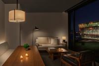 The Reykjavik EDITION的休息区