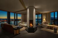 The Reykjavik EDITION的休息区
