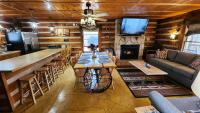 Rustic Cabin的休息区