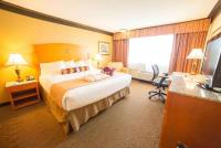 Abercorn Hotel, Trademark Collection by Wyndham的电视和&#47;或娱乐中心