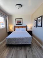 Lake Powell Motel &amp; Apartments客房内的一张或多张床位