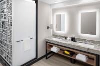 Hyatt Centric Beale Street Memphis的一间浴室