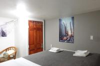 Best Room To Visit NYC-Subway Access客房内的一张或多张床位