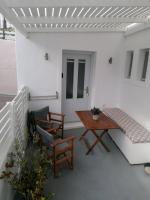 Santorita Suites的休息区
