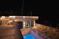 Hotel Vila Hedonija内部或周边的泳池
