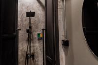 Premier Hostel Chiang Mai的一间浴室