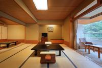 鬼怒川日光酒店(Hotel Sunshine Kinugawa)的电视和/或娱乐中心