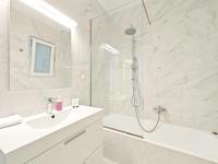 Kalipsous by Verde Apartments的一间浴室