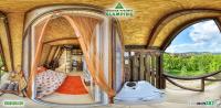 Bosnian Pyramid Glamping客房内的一张或多张床位