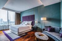 MUU Bangkok, Small Luxury Hotels of the World客房内的一张或多张床位