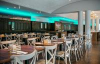 ARCOTEL Wimberger Wien餐厅或其他用餐的地方