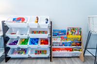 ~Spacious home near beach w/ game room and community pool~平面图