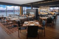 Canopy By Hilton Baltimore Harbor Point - Newly Built餐厅或其他用餐的地方