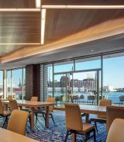 Canopy By Hilton Baltimore Harbor Point - Newly Built的休息区