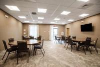 Homewood Suites By Hilton Myrtle Beach Coastal Grand Mall的电视和&#47;或娱乐中心