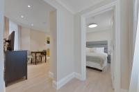 Cleveland Residences Paddington客房内的一张或多张床位