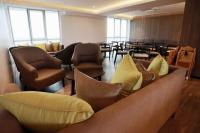 LOVELY 2ROOM SUITE6PAX@SKY CONDO JURU SENTRAL的休息区