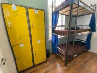 Aurora Hostel Rio客房内的一张或多张双层床