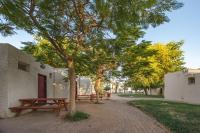 SPNI Eilat Field School外面的花园