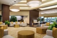 Hilton Melbourne, FL的休息区