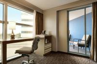 Hilton Melbourne, FL的休息区
