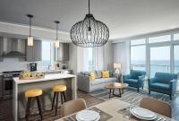 Hilton Grand Vacations Club Ocean Enclave Myrtle Beach的厨房或小厨房