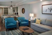 Hilton Grand Vacations Club Ocean Enclave Myrtle Beach的休息区