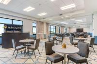 The Lodge at Gulf State Park, A Hilton Hotel餐厅或其他用餐的地方