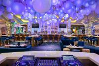 Crockfords Las Vegas, LXR Hotels &amp; Resorts at Resorts World餐厅或其他用餐的地方