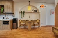 iRest Orange Tay Ho Lakeside Apartment的厨房或小厨房