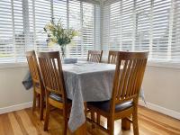 M&amp;K Home with central air condition, 4 bedrooms, by Chartwell Shopping Centre平面图