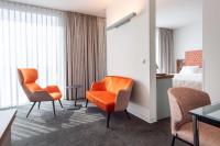 DoubleTree by Hilton Frankfurt Niederrad的休息区