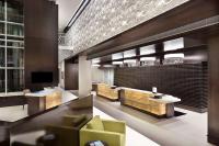 Hilton Grand Vacations Club Ocean 22 Myrtle Beach的休息区