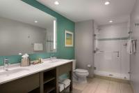 Hilton Grand Vacations Club Ocean 22 Myrtle Beach的一间浴室