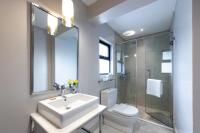 Deerpark Luxury Stays的一间浴室
