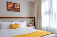 Deerpark Luxury Stays客房内的一张或多张床位