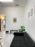 Comfort Semi D House, 1 min to Town by Mr Homestay的休息区