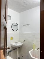 Comfort Semi D House, 1 min to Town by Mr Homestay的一间浴室