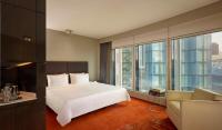 Park Plaza London Westminster Bridge客房内的一张或多张床位