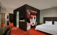 Park Plaza London Westminster Bridge客房内的一张或多张床位