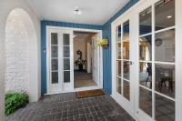 Hamilton Summer Treat- 4 Bedroom with pool平面图
