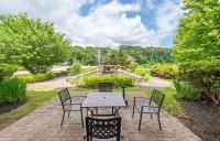 Bellissimo Hotel, Trademark by Wyndham Near Foxwoods Casino外面的花园
