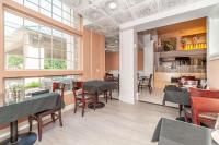 Bellissimo Hotel, Trademark by Wyndham Near Foxwoods Casino的休息区