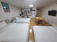 SHseoul客房内的一张或多张床位
