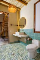 Casa Mambo Salinas的一间浴室