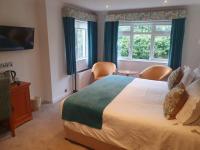Best Western Moores Central Hotel客房内的一张或多张床位
